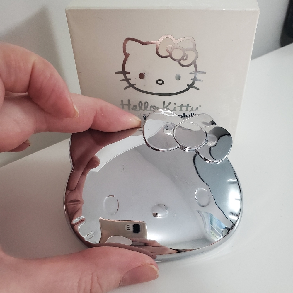 Hello Kitty 2011 Silver Compact Mirror RARE - Picture 8 of 15